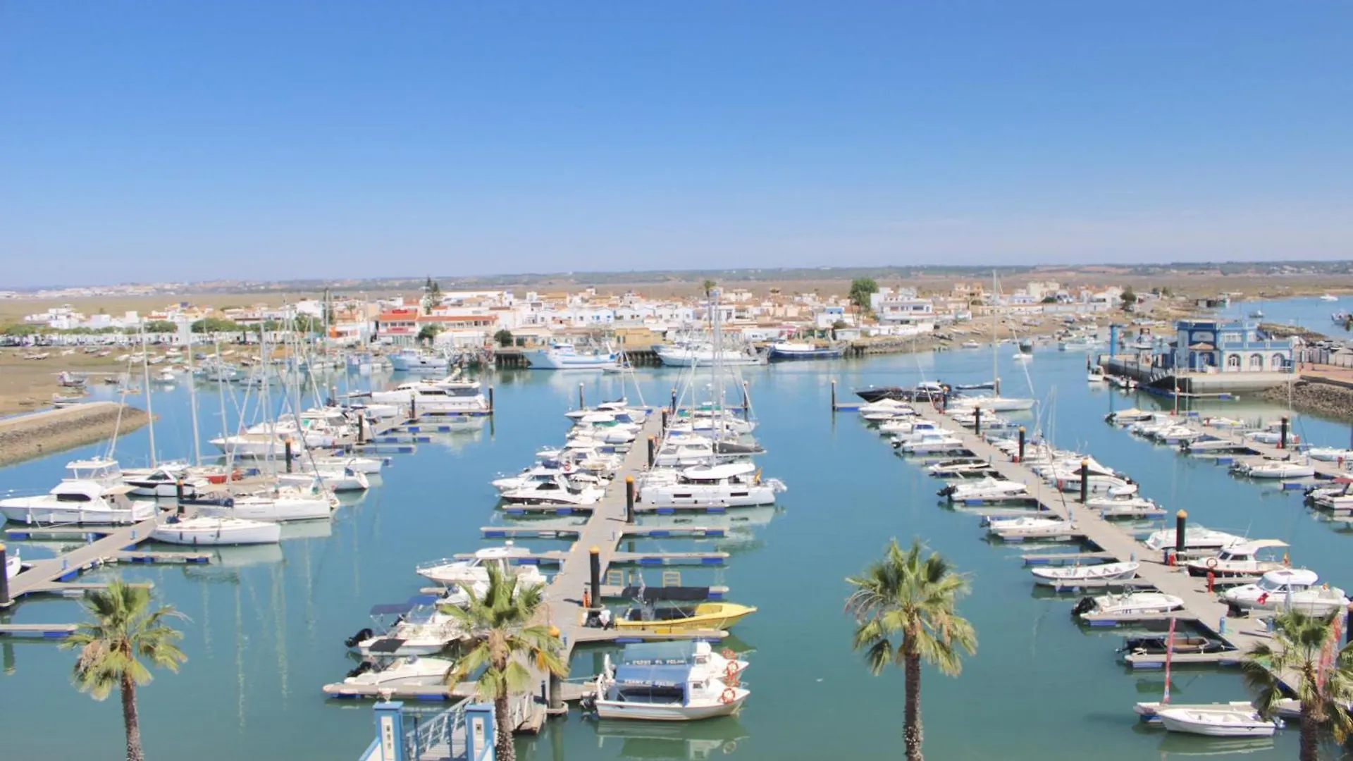 Apartment Isla Canela Vistas Al Mar A 150 Metros Del Mar Huelva Spain