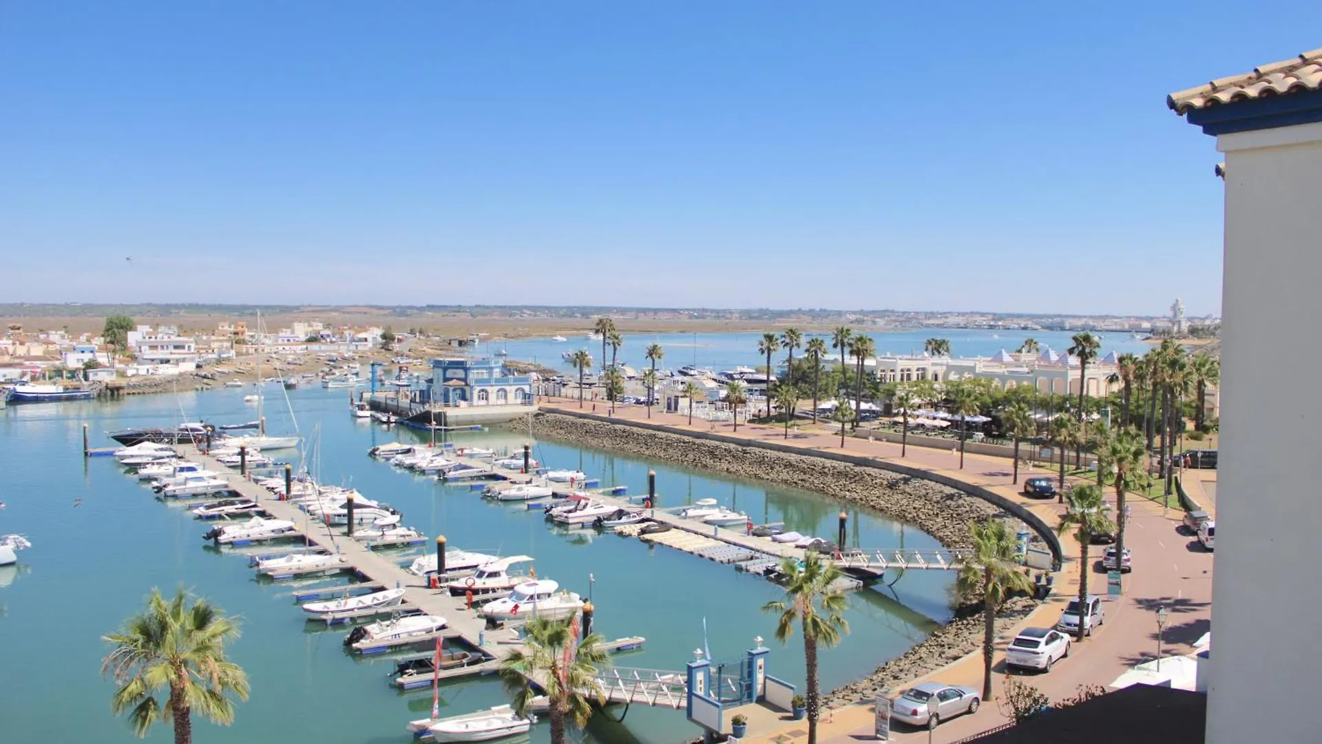 Apartment Isla Canela Vistas Al Mar A 150 Metros Del Mar Huelva